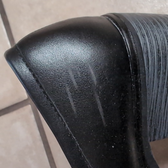 Cliffs by White Mountain Slip On Shoes - Picture 5 of 5